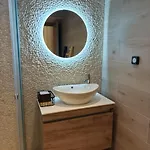 アパート Elaionas Luxe With Private Pool マスティハリ