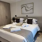 Elaionas Luxe With Private Pool アパート *