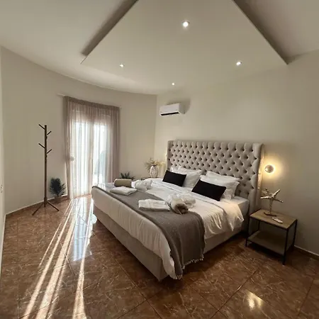 Elaionas Luxe With Private Pool