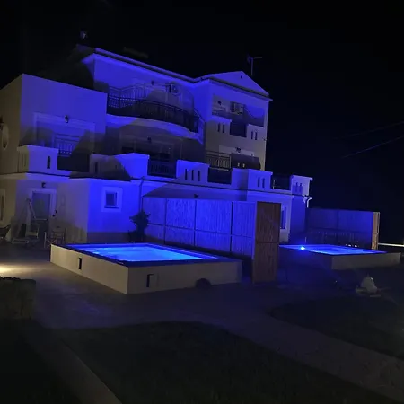 Elaionas Luxe With Private Pool