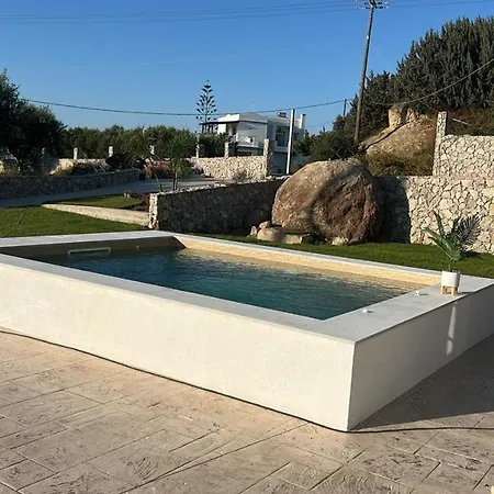 Elaionas Luxe With Private Pool Daire *