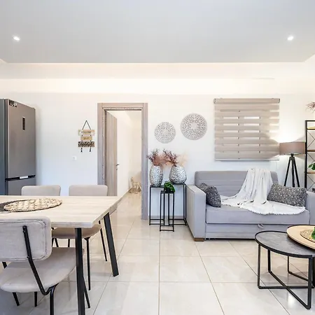 Apartmán Elaionas Luxe With Private Pool *
