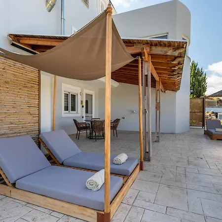 Elaionas Luxe With Private Pool Apartmán