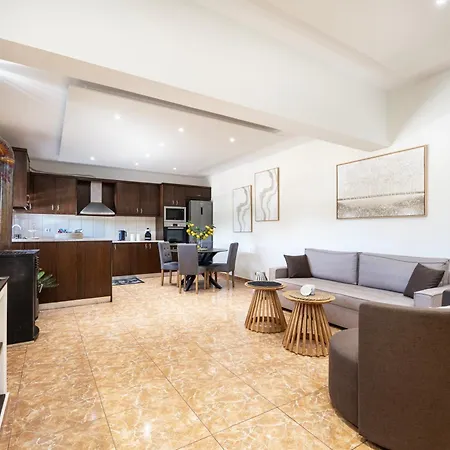 Apartmán Elaionas Luxe With Private Pool