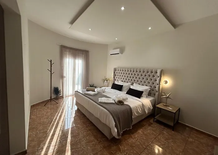 Elaionas Luxe With Private Pool