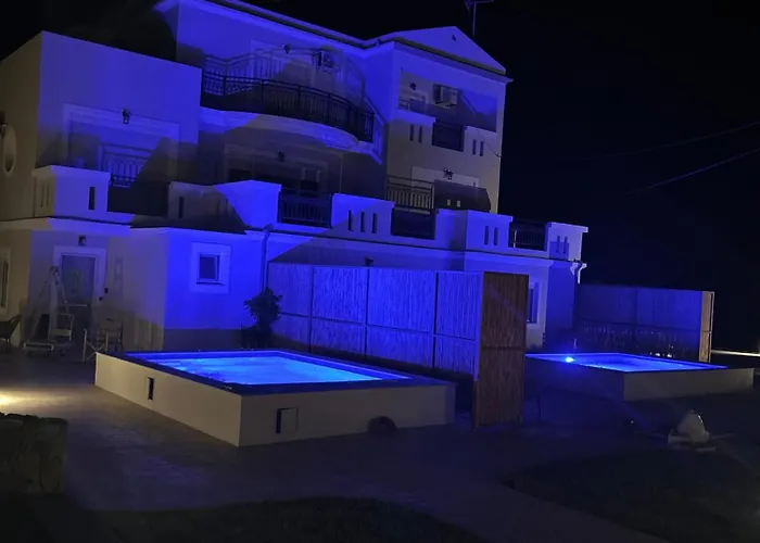 Elaionas Luxe With Private Pool